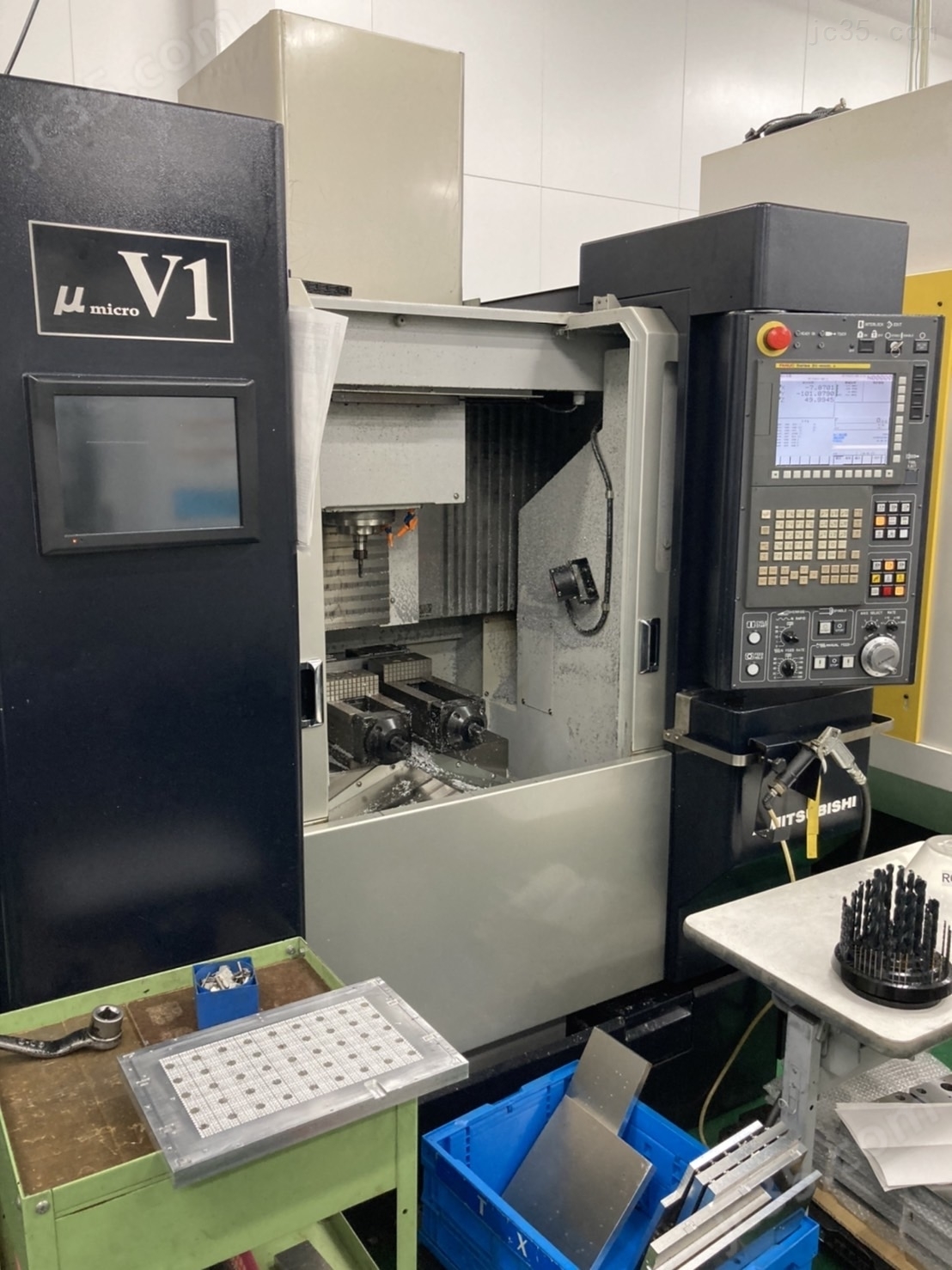 μV1 二手三菱重工精密加工中心