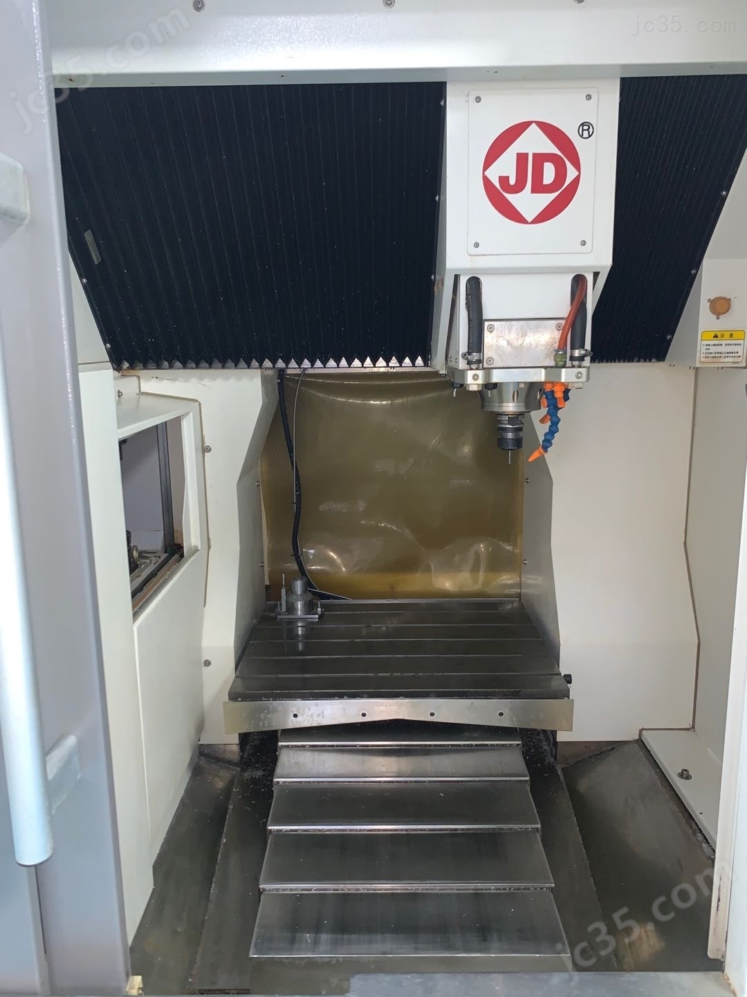 JDLVM550T A12S 二手北京精雕机 - 3