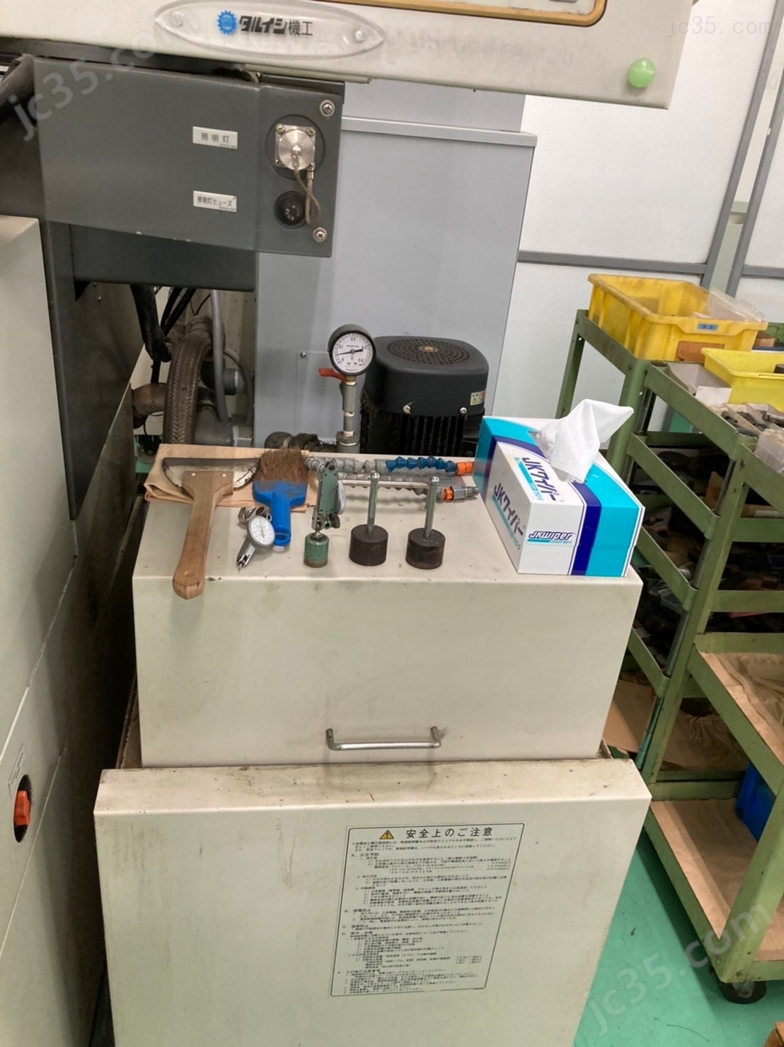 EA12 二手三菱放电加工机 - 2