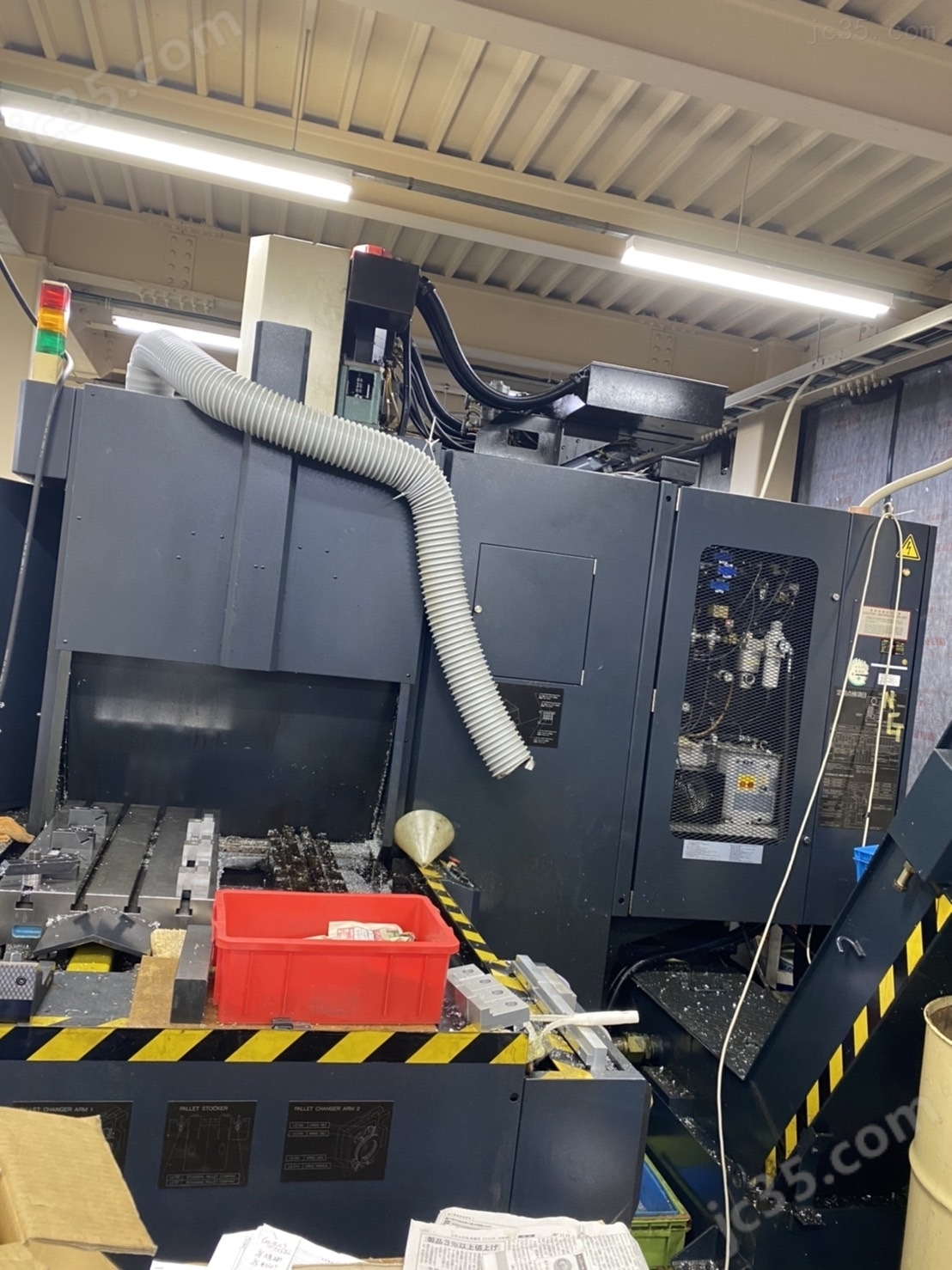 V55 二手牧野Makino立式加工中心 - 3