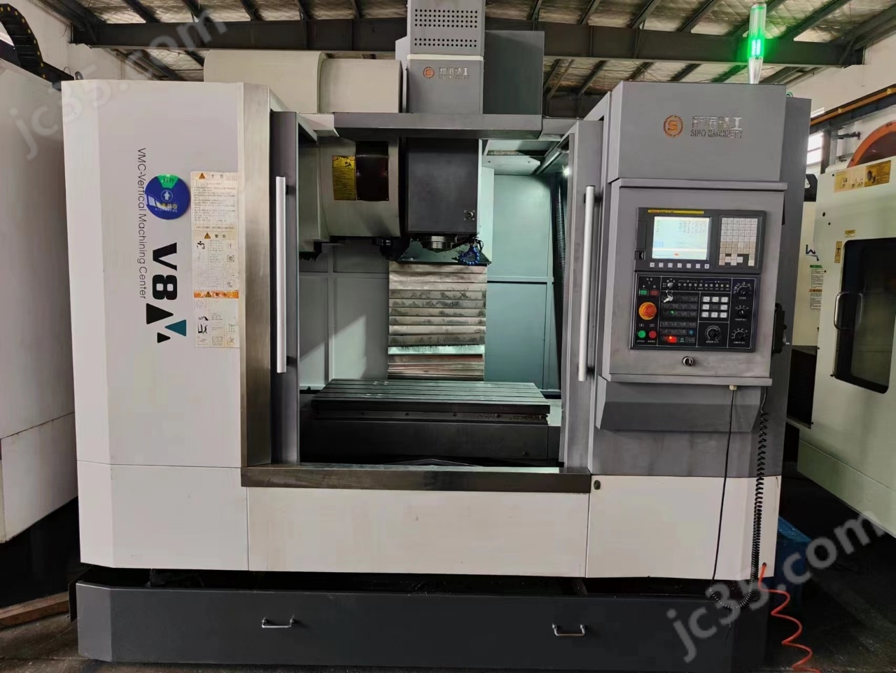 V8 二手安徽新诺 V8加工中心加长加宽