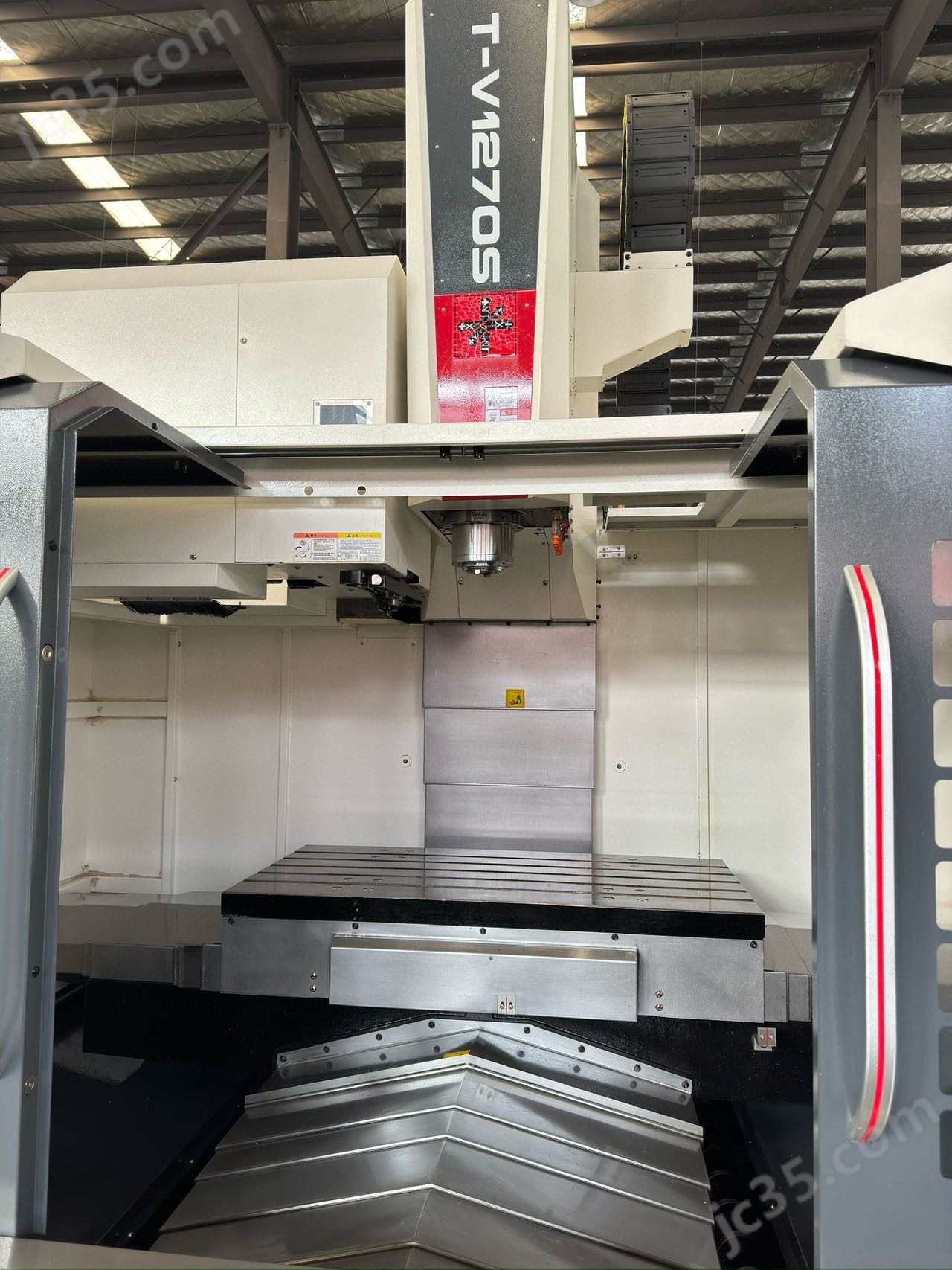 1270 二手台群T-V1270S加工中心 - 3