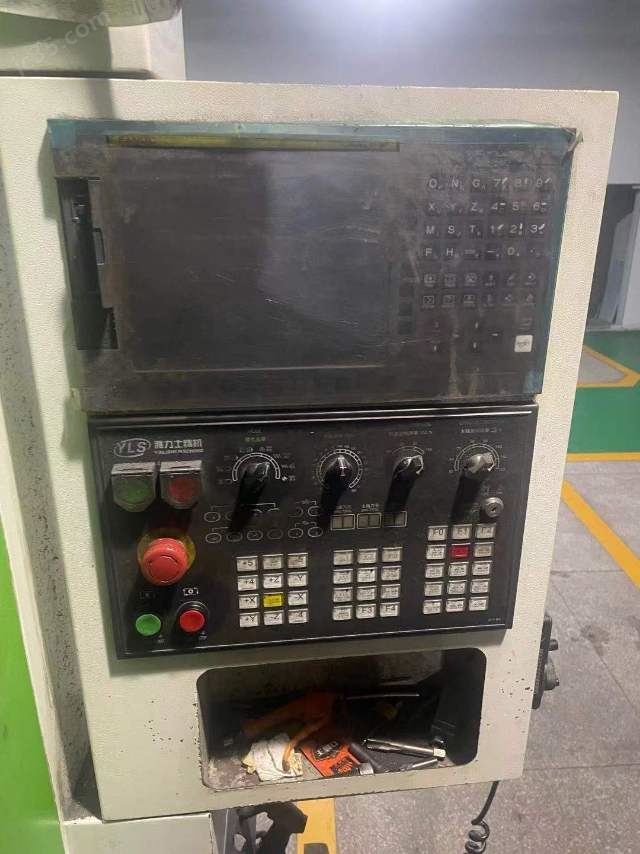 5705 二手韩国斗山dnm5705加工中心 - 2