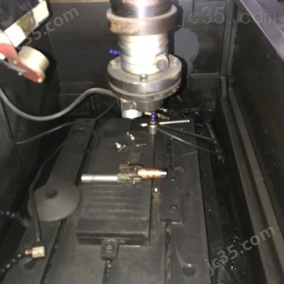 B35 二手迪蒙斯巴克 CNC火花机 B35 - 3