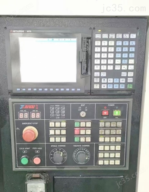 V-8 二手乔峰850加工中心V-8立式加工中心 - 3