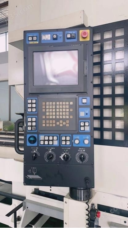 V77 二手牧野立式双工位加工中心 - 3