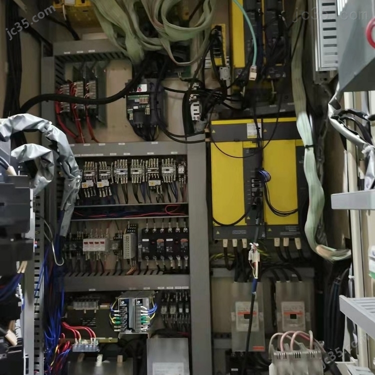 VM5III 二手进口立加日本OKK大阪工机立式加工中心 - 4