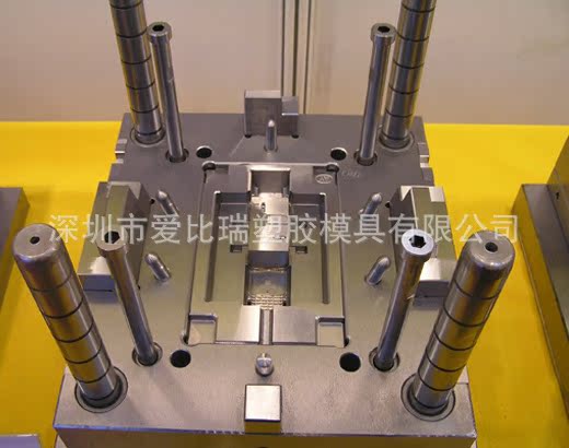 塑胶模具