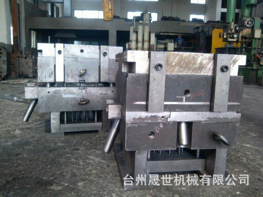 专业制造铝合金压铸模具及配件加工