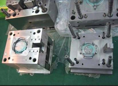 精密注塑模具制造
