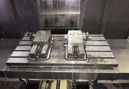 机械厂转让二手安装少用 宝鸡VMC-850B立式加工中心