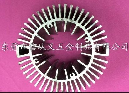 供应铝型材挤压模具/铝方管/铝圆管/模具