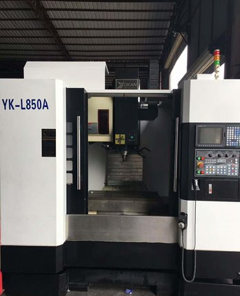 出售二手整厂数控机床设备V850三线轨加工中心