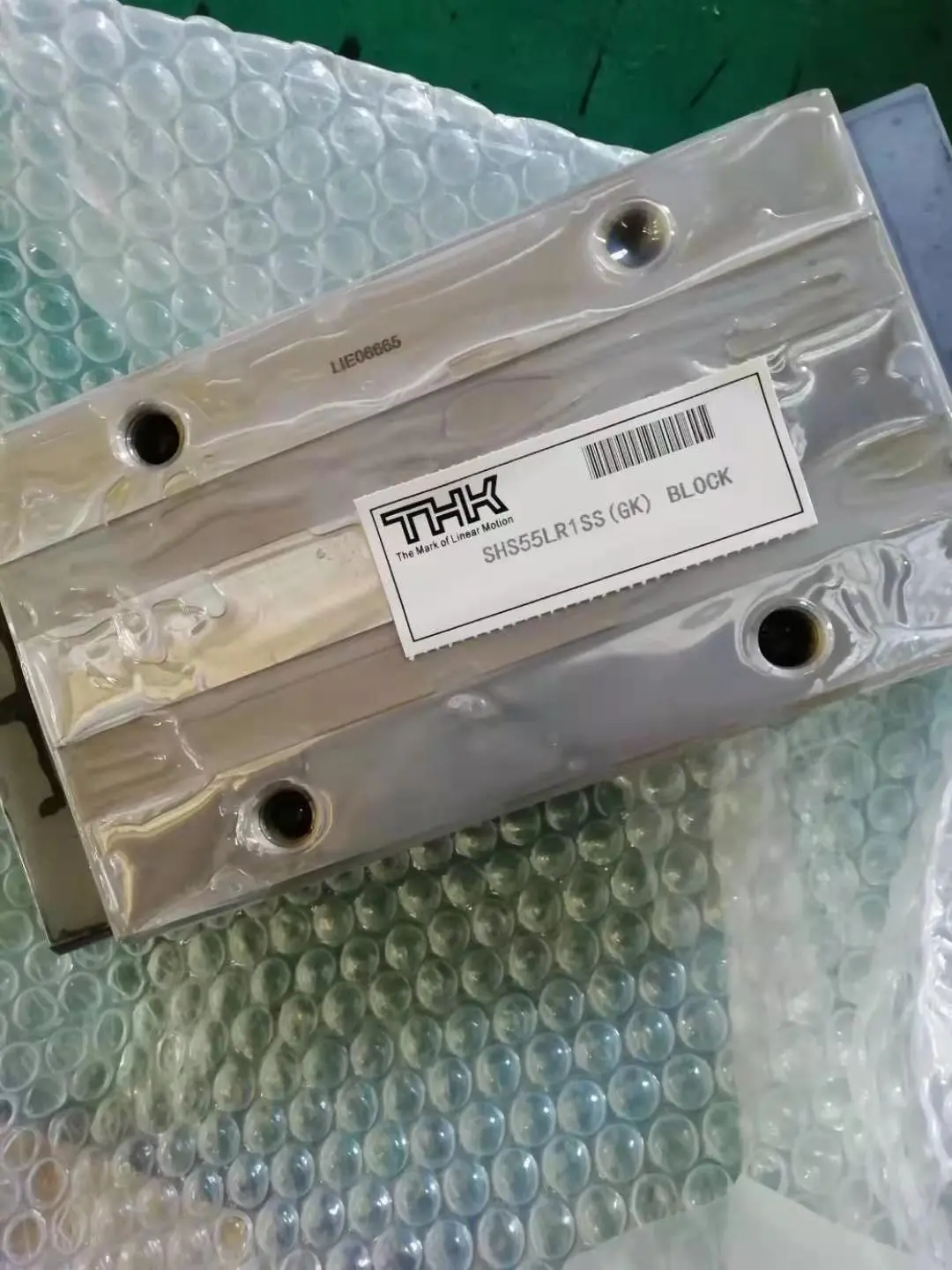 注塑模具加工直线导轨LM-SVR65C法兰滑块THK-SVR65LC