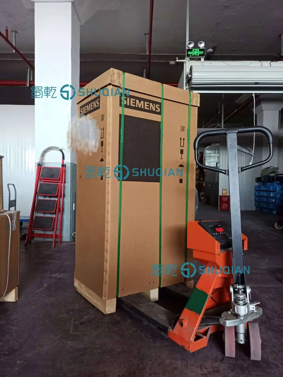 1FK7022-5AK74-1JA3 西门子同步伺服电机 响应速度快 数控加工中心驱动配件