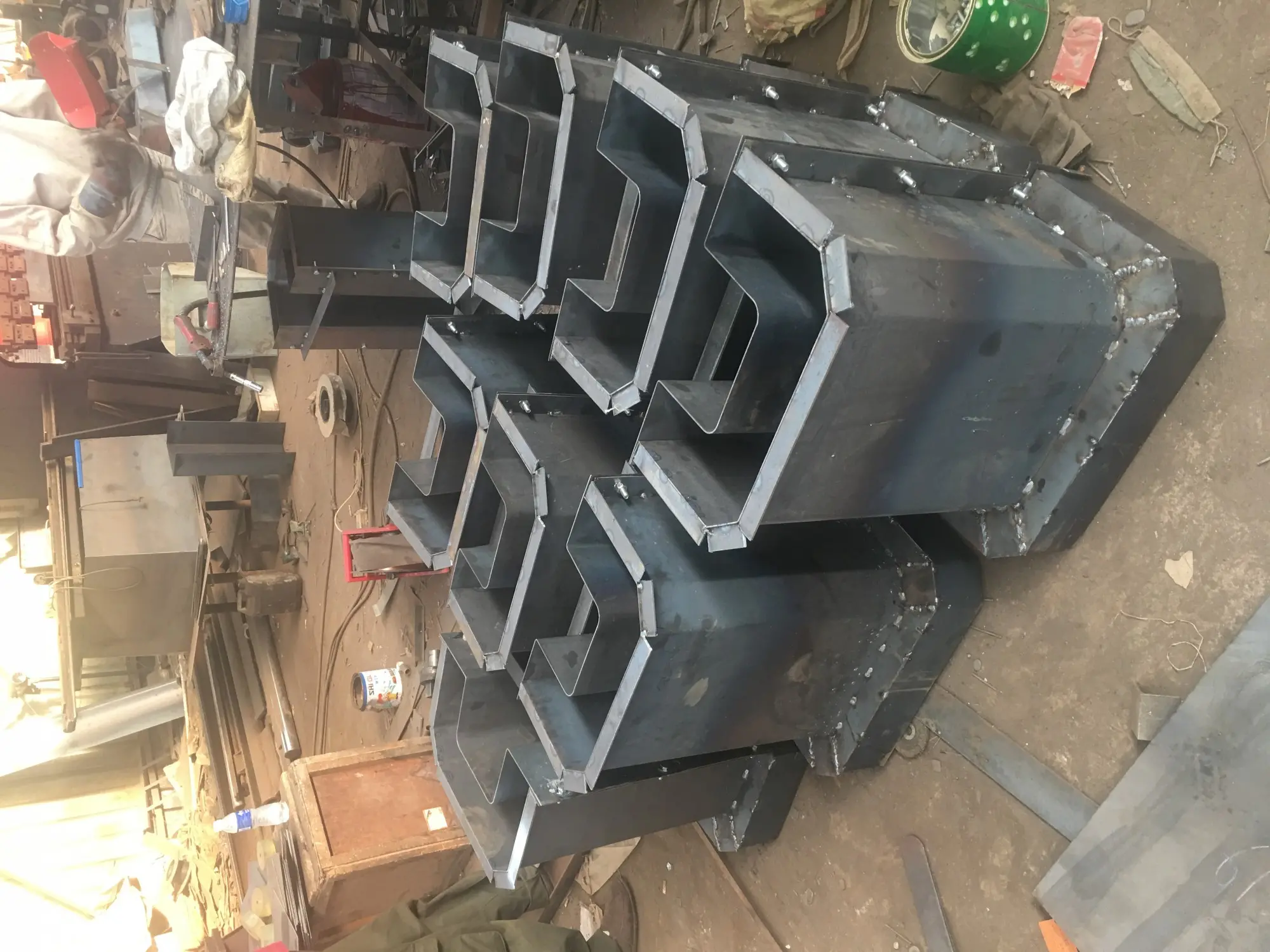 工业废水处理流水槽模具屋面流水槽模具稳定 表面密度高 京伟 - 4