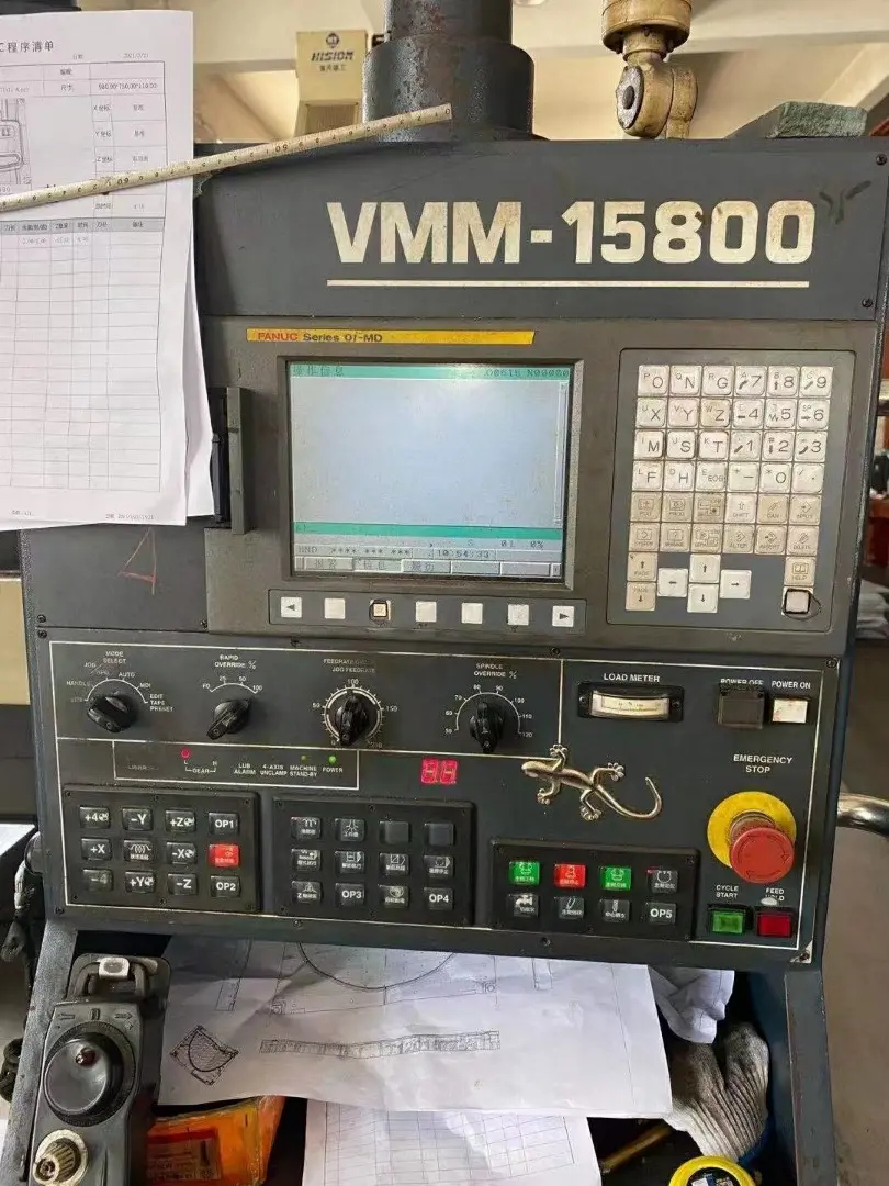 出售:高峰VMM1580数控铣,BT50齿轮头