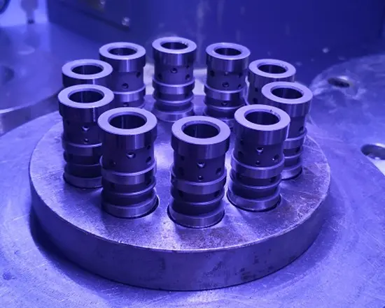 罗恩 钨钢模具去毛刺 交叉孔研磨设备 阀体阀块磨粒流抛光机 - 4