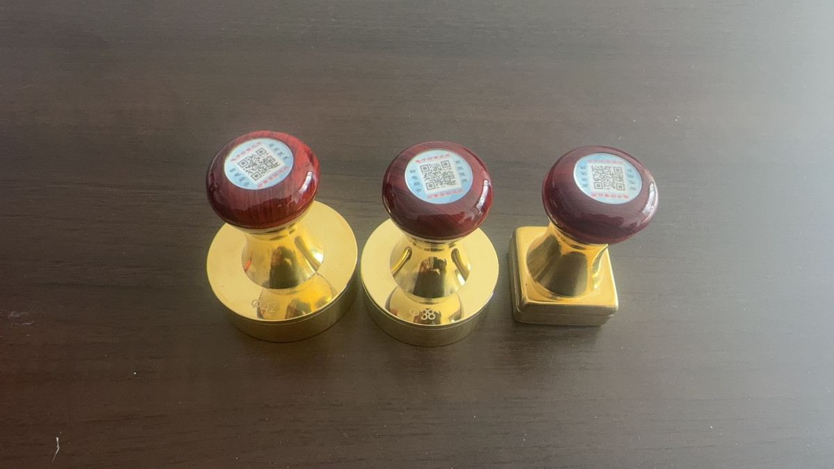 石家庄刻章门市钢印模具加工，可加边框与日期