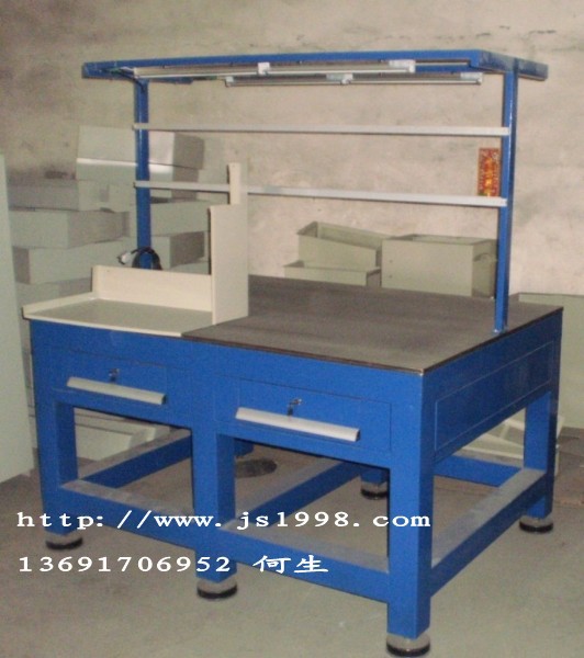 聊城模具维修台-威海模具研磨台-济宁钢板模具装配工作台