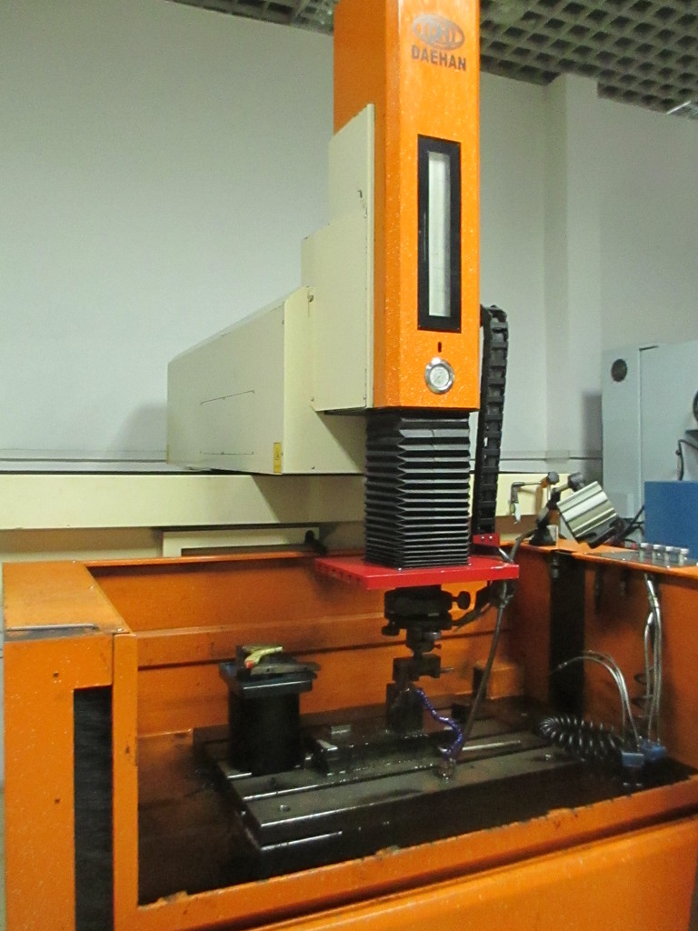 两台TURBO大韩CNC550，CNC430电火花机, - 2