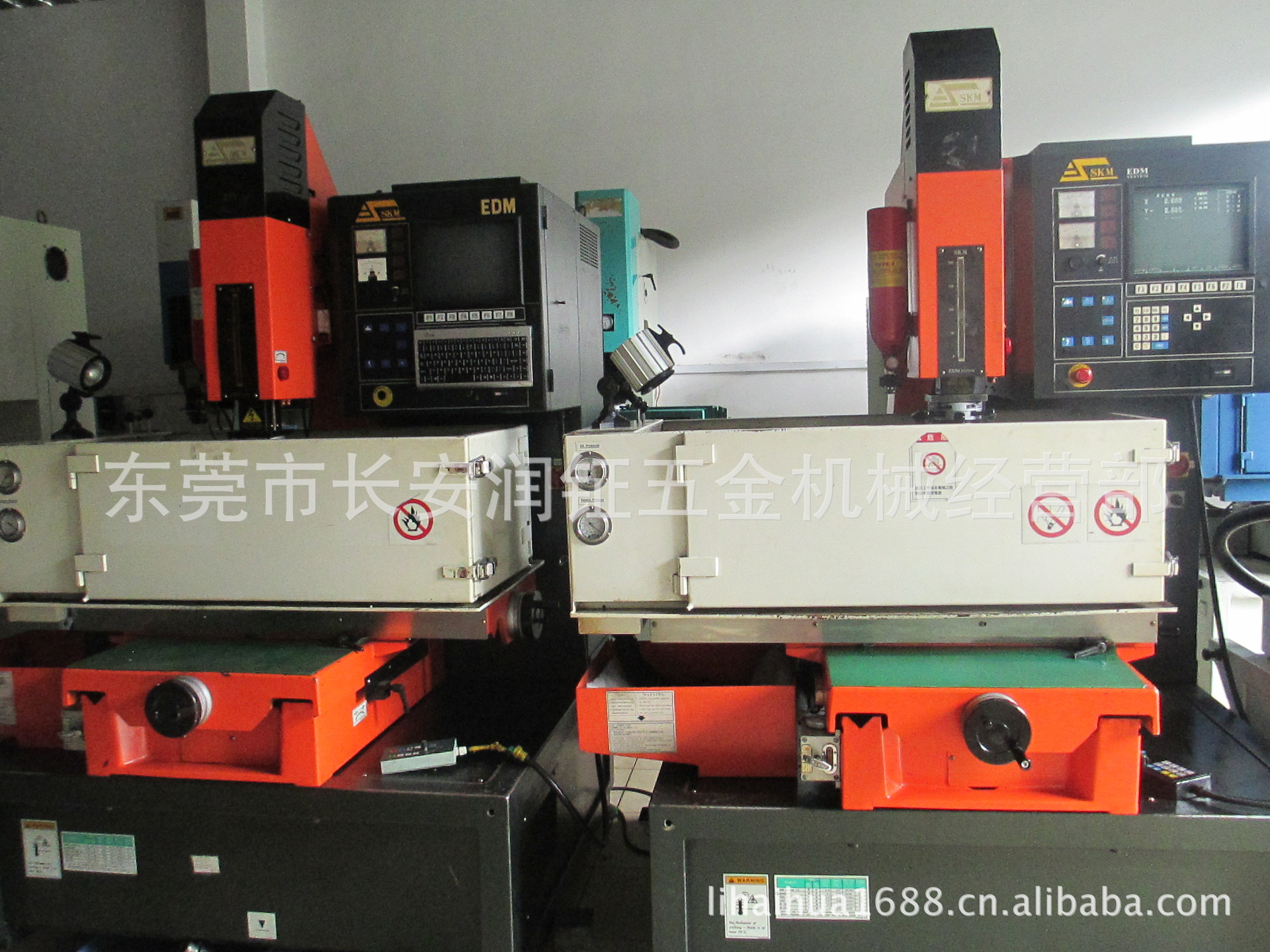 新进4台原装台湾三贵电火花机--型号:ZNC430 - 2