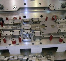 温州欣广模具工厂 供应精密模具加工