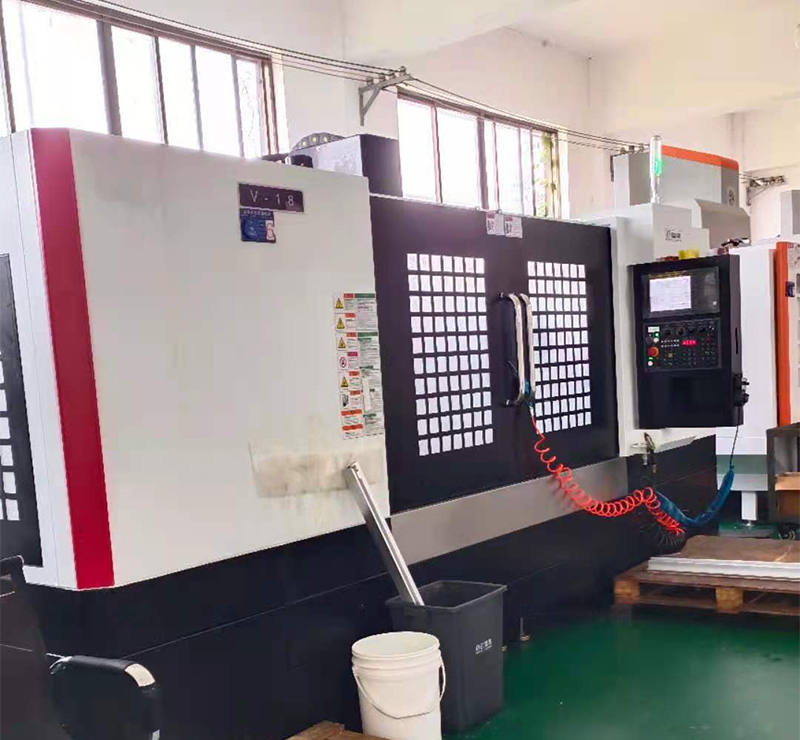 科鼎数控立式加工中心v18，cnc加工设备,铝型材立式加工中心 - 4