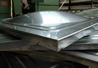 德州飞越精密模具制作不锈钢水箱模具
