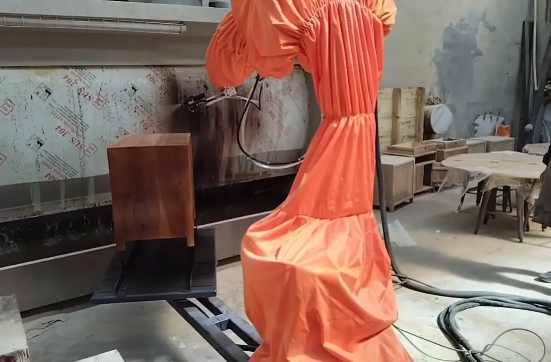 家具喷涂粉尘污染大?免编程喷涂机器人改善车间作业环境 - 3