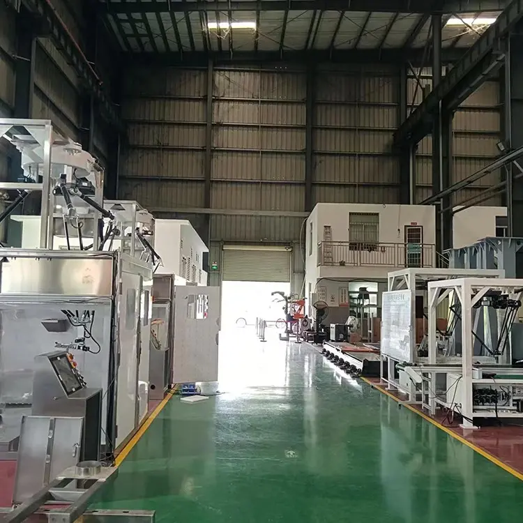 异形弯曲家具喷涂难题,免编程喷涂机器人实现柔性自动化 - 2