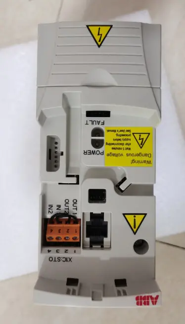 用于连接机器人示教器和控制器3HAC031683-004 现货议价