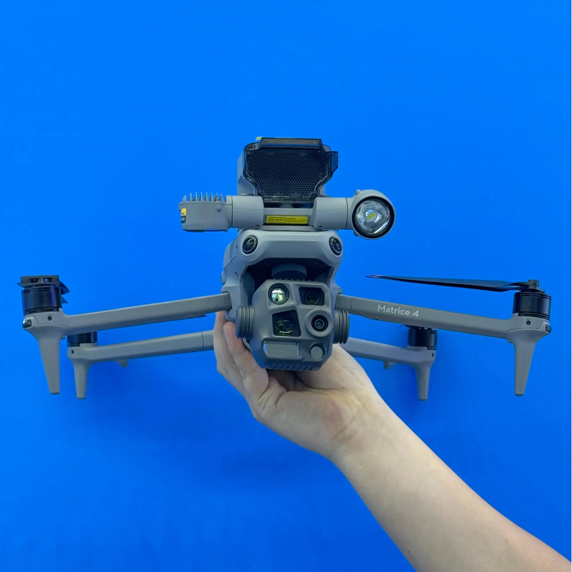大疆经纬「DJI Matrice 4T」无人机 红外热成像巡检
