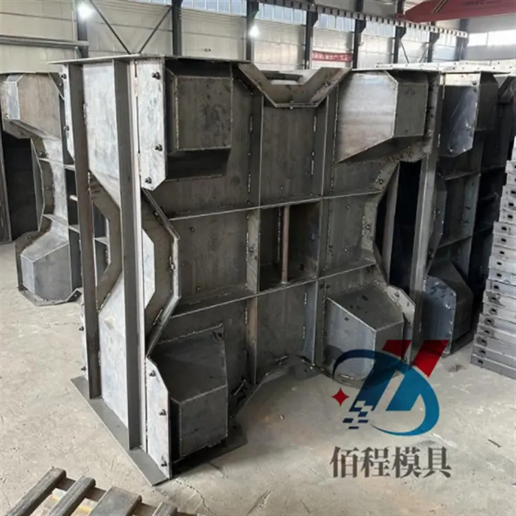 四脚空心模具:海岸线上的坚固防线铸造师