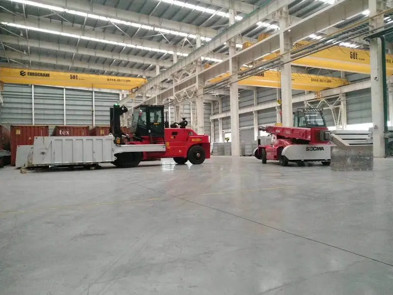 铝锭加料车HNF120FT铝业熔炉加料车华南重工厂家 - 2
