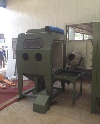小于150mm铸件专用批量喷砂箱