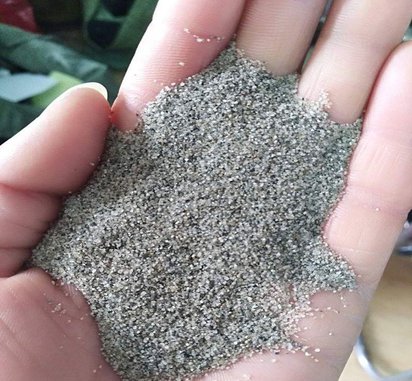 供应重庆石英砂40-70目烘干砂铸造砂 喷砂除锈无尘覆膜砂