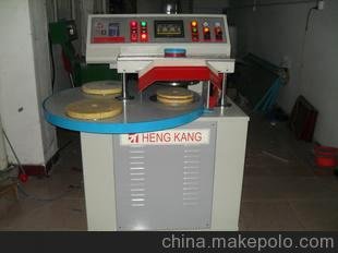 供应半自动三模头离心铸造机