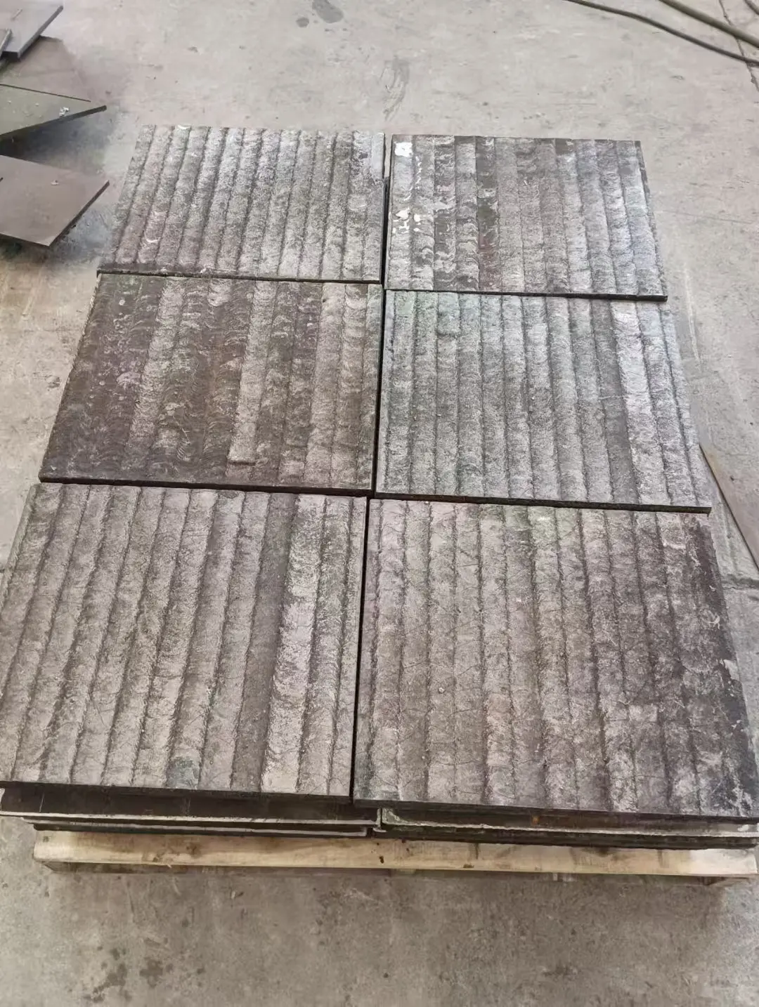 重庆耐磨钢板NM550/NM600激切割加工抛丸机设备矿山机械用耐磨板厂家批发