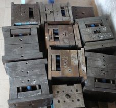 广州二手模具买卖,东莞手机模具回收,东莞压铸模具回收