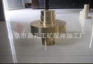 专业生产各种型号铜套 铜铸件 铜涡轮