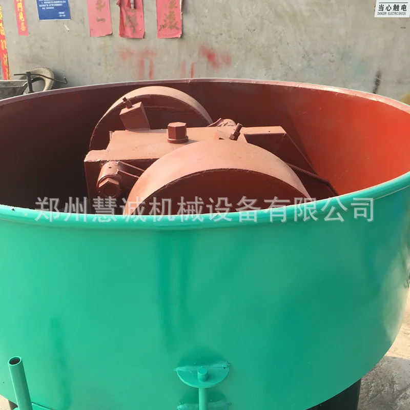 大型圆盘耐火泥轮碾搅拌机750型湿式石灰粉混砂机煤矸石轮碾机(郑州慧诚机械设备有限公司)